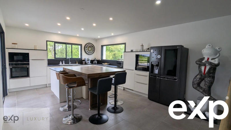 Maison contemporaine - 180 m² - 6 pièces