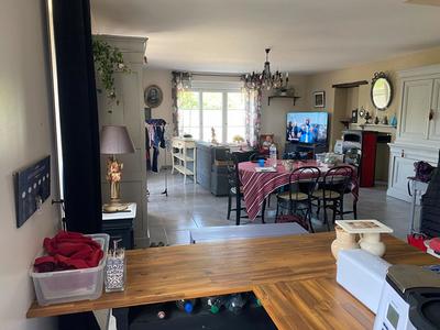 Propriété - 180 m² - 6 pièces