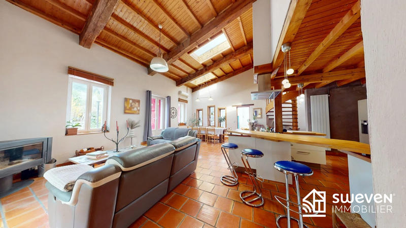 Maison - 512 m² - 12 pièces