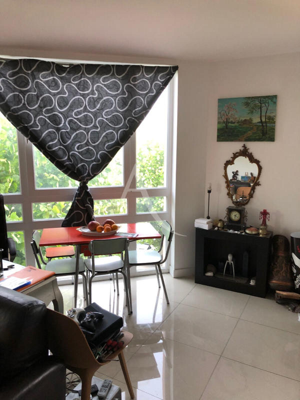 Immeuble - 12 pièces