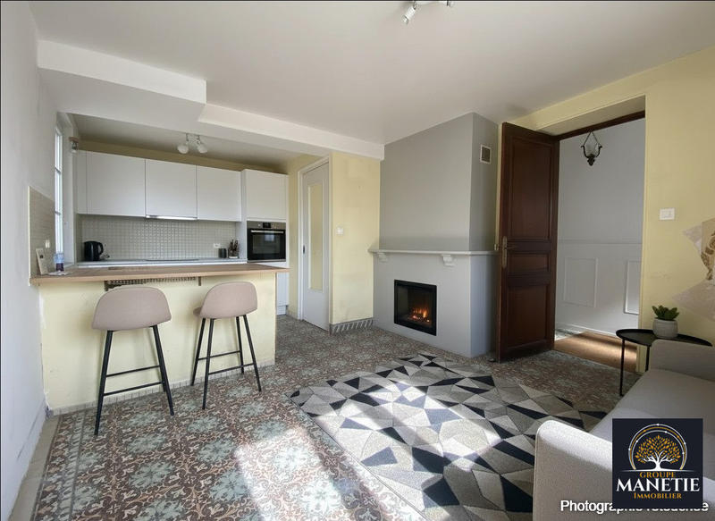 Maison - 144 m² - 8 pièces