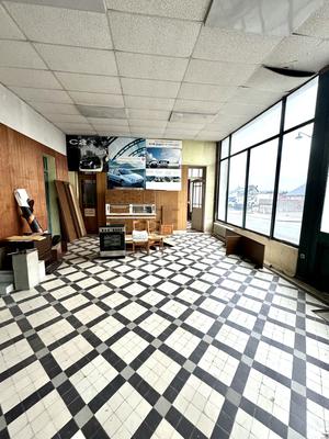 Entrepôt - 1 000 m²