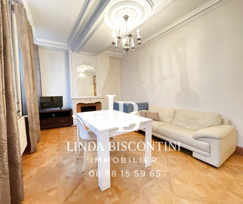 Maison - 145 m² - 9 pièces