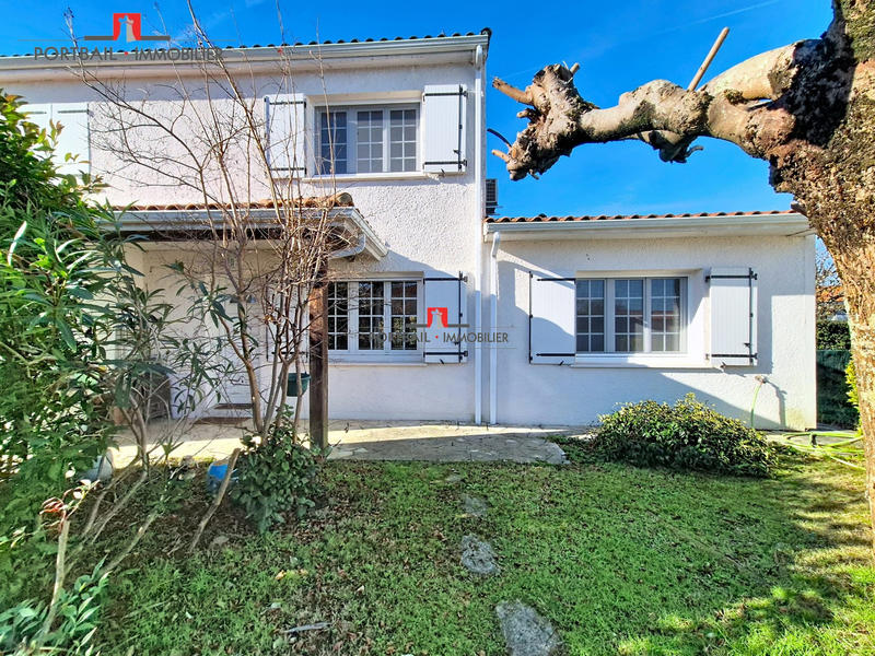 Maison - 135 m² - 6 pièces