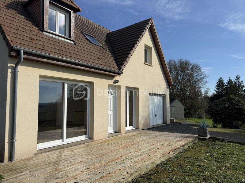 Maison - 104 m² - 4 pièces