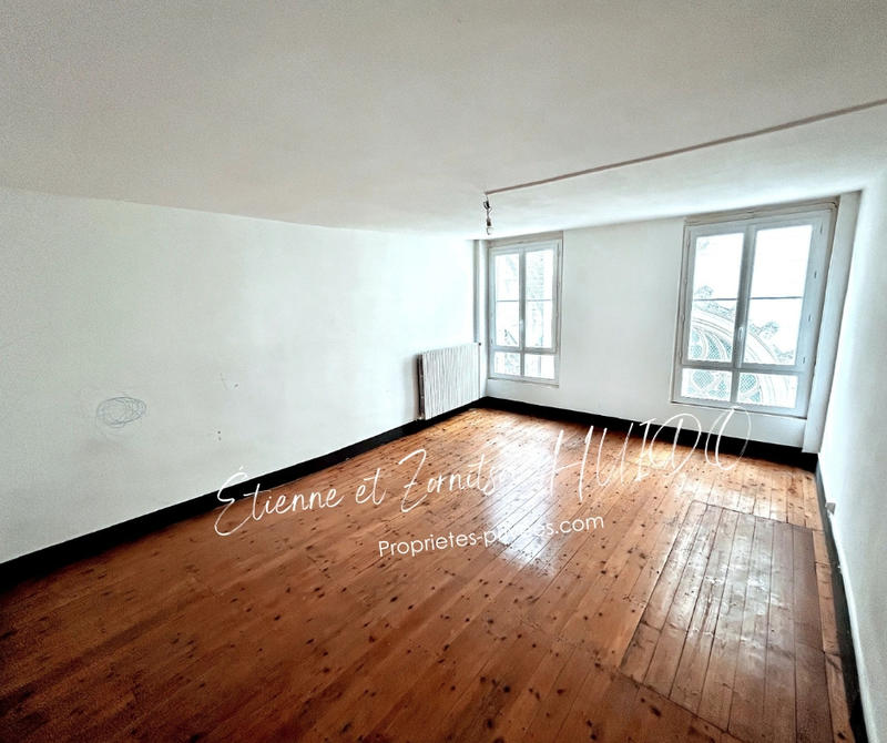 Immeuble - 159 m² - 7 pièces