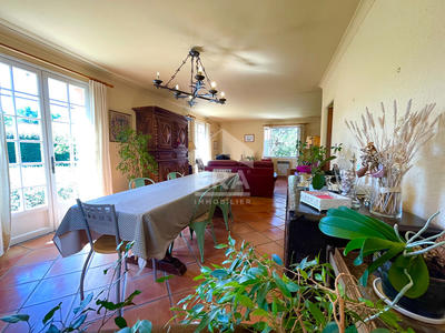 Maison - 158 m² - 6 pièces