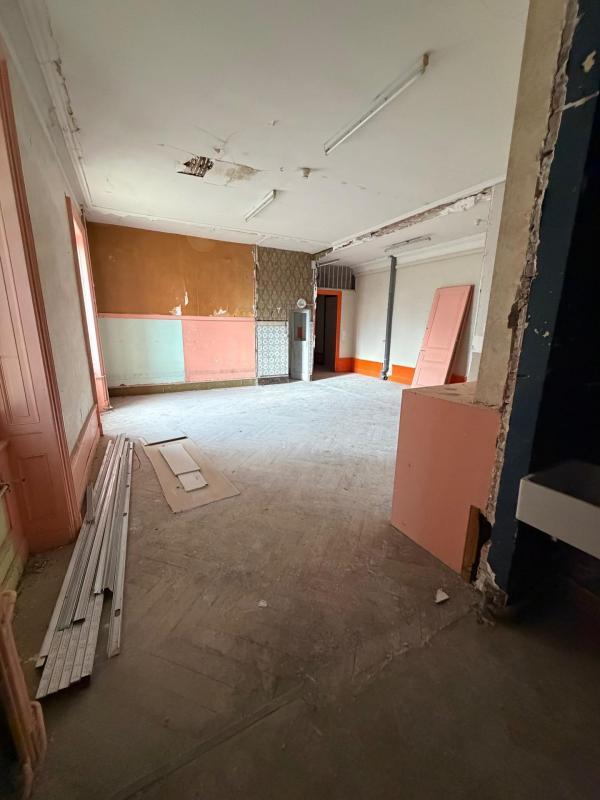 Appartement - 126 m² - 6 pièces