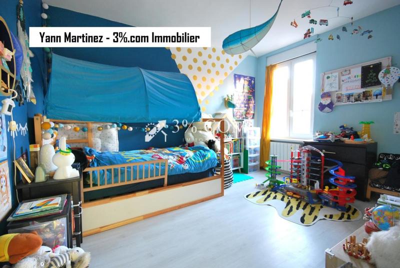 Maison - 97 m² - 5 pièces