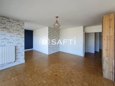 Appartement - 99 m² - 5 pièces