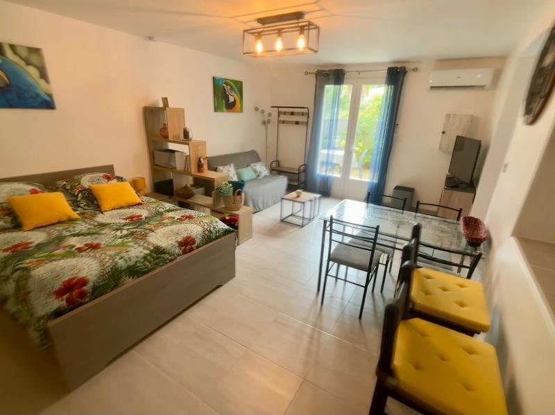 Villa - 220 m² - 9 pièces