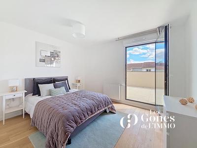 Appartement - 89 m² - 4 pièces