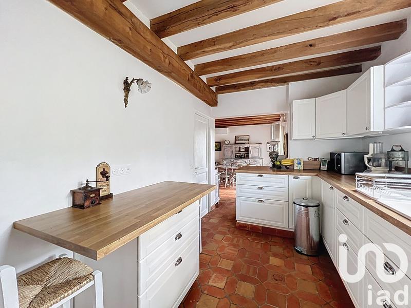 Maison - 186 m² - 8 pièces