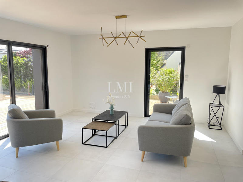 Maison contemporaine - 162 m² - 6 pièces