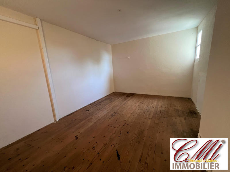 Maison - 180 m² - 7 pièces