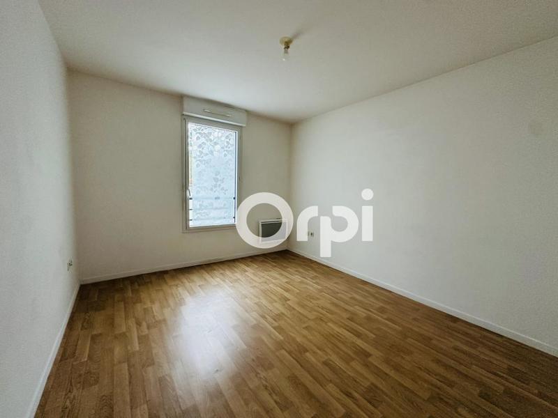 Appartement - 98 m² - 5 pièces