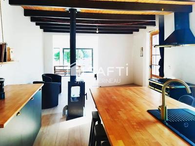 Maison - 215 m² - 7 pièces