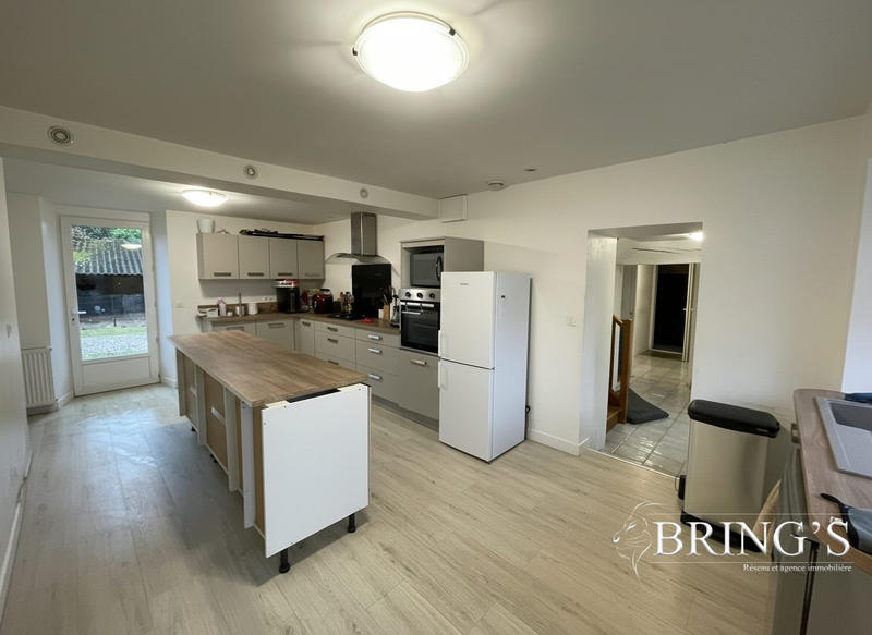 Maison ancienne - 146 m² - 8 pièces