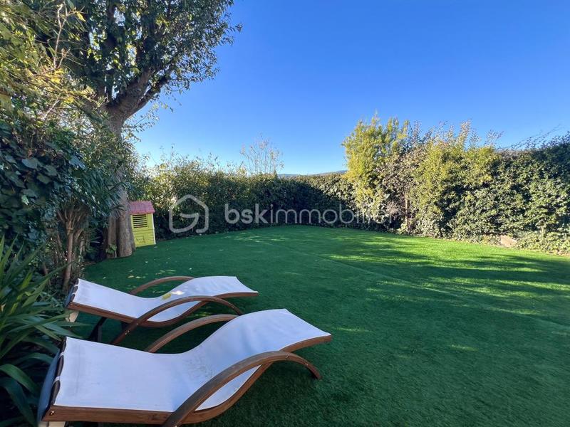 Villa - 80 m² - 4 pièces