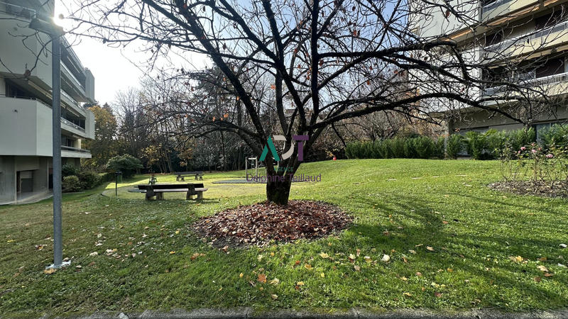 Appartement - 95 m² - 3 pièces