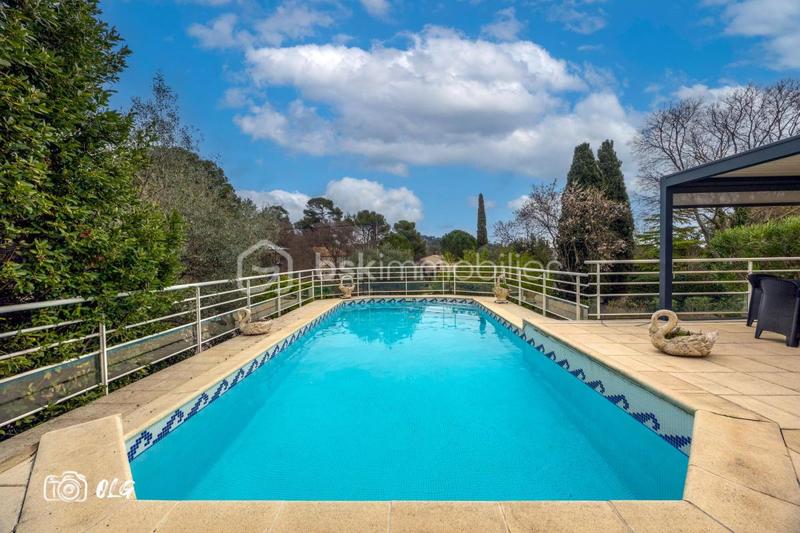 Maison d'architecte - 170 m² - 7 pièces