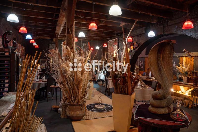 Local commercial - 308 m²