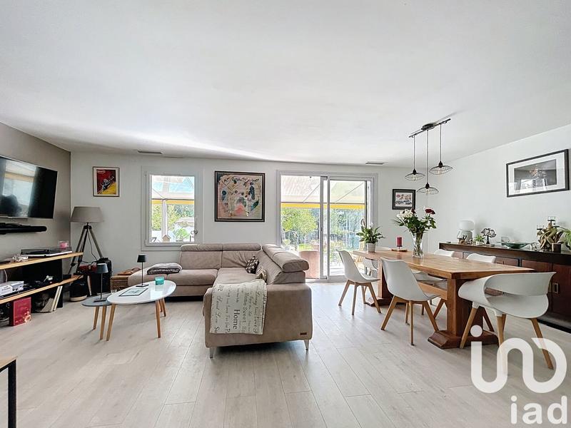 Maison - 180 m² - 7 pièces