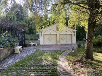 Maison - 296 m² - 10 pièces