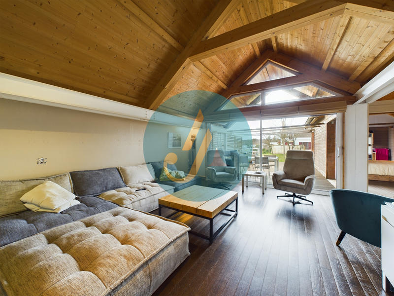 Maison - 145 m² - 5 pièces