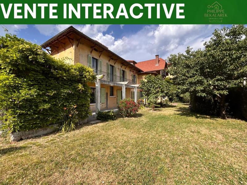 Maison - 228 m² - 9 pièces