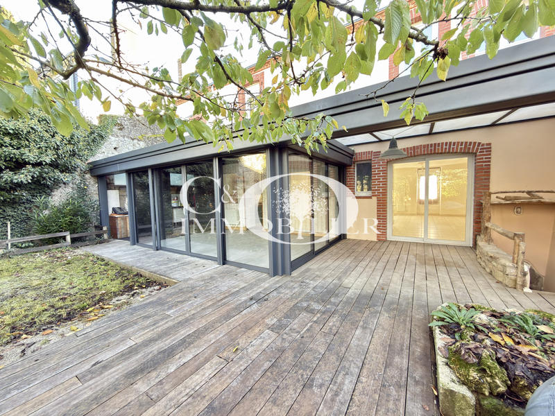 Maison - 153 m² - 6 pièces