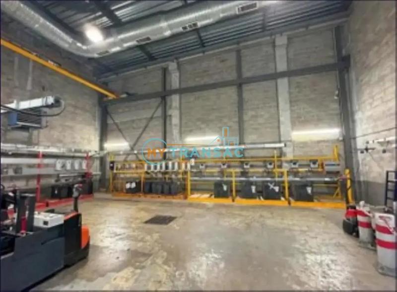 Entrepôt - 9 229 m²