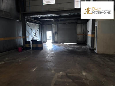 Entrepôt - 289 m²