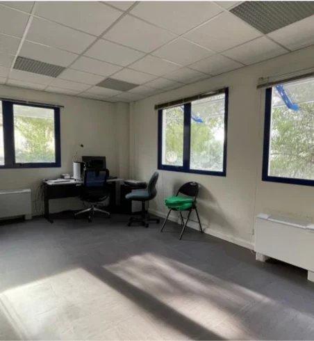 Bureau - 1 540 m²
