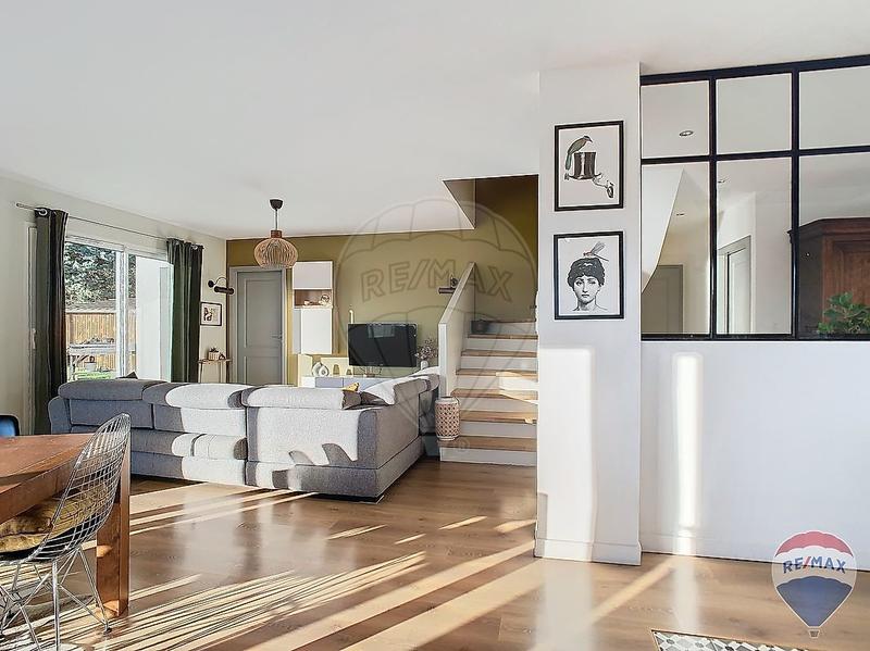 Maison - 160 m² - 6 pièces