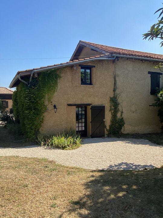 Propriété - 191 m² - 16 pièces