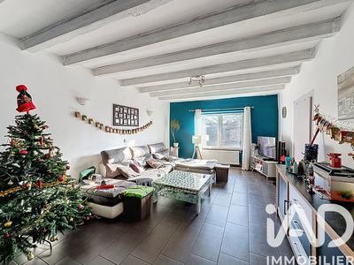 Maison - 204 m² - 6 pièces