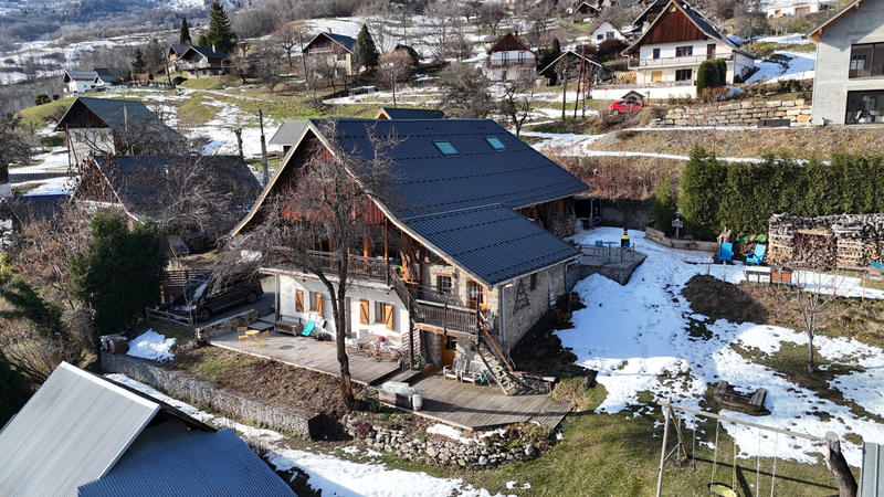 Châlet - 193 m² - 8 pièces