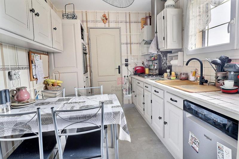 Maison - 97 m² - 5 pièces