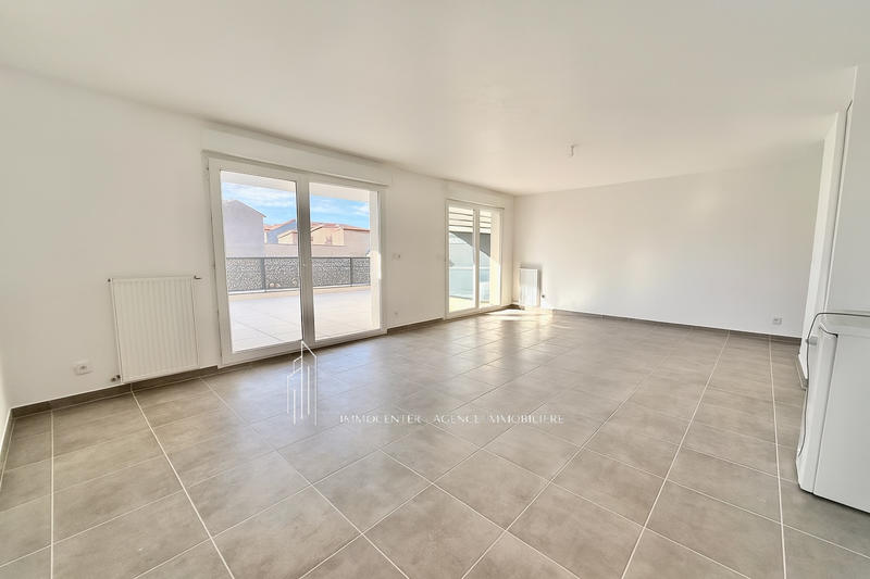 Appartement - 90 m² - 4 pièces