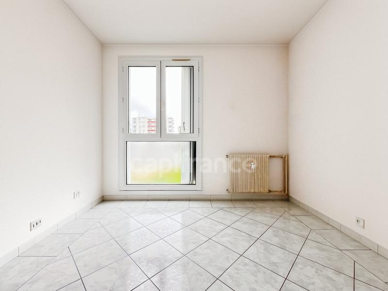 Appartement - 76 m² - 4 pièces