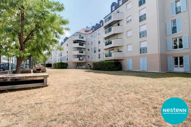 Appartement - 92 m² - 4 pièces