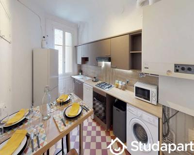 Chambre - 120 m² - 1 pièce