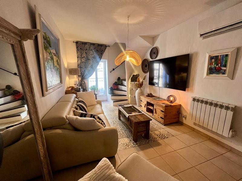 Maison - 87 m² - 5 pièces