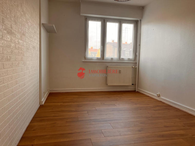 Appartement - 80 m² - 3 pièces