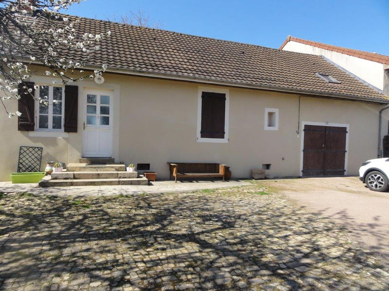 Maison - 97 m² - 5 pièces