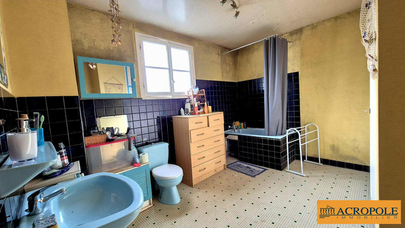 Maison - 95 m² - 5 pièces