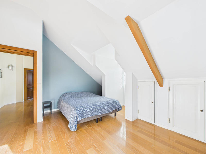 Maison - 175 m² - 7 pièces