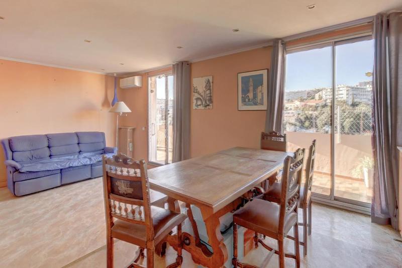 Appartement - 67 m² - 3 pièces