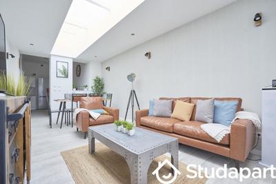 Chambre - 12 m² - 1 pièce